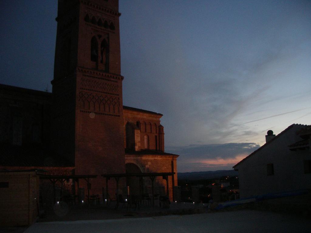 Hostel El Castillo Aninon Екстер'єр фото