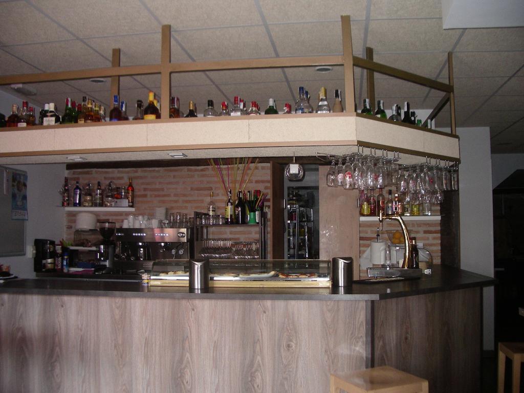Hostel El Castillo Aninon Екстер'єр фото