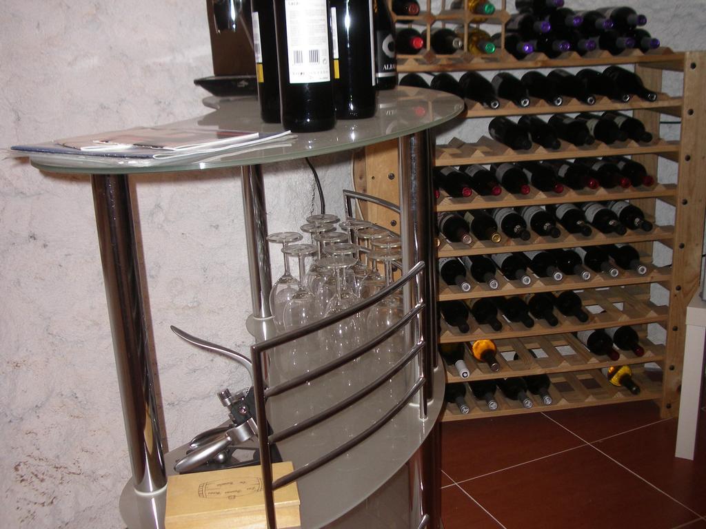 Hostel El Castillo Aninon Екстер'єр фото