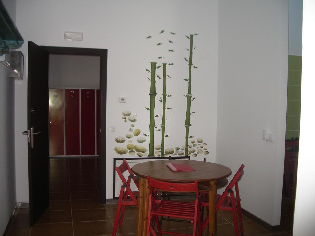 Hostel El Castillo Aninon Екстер'єр фото